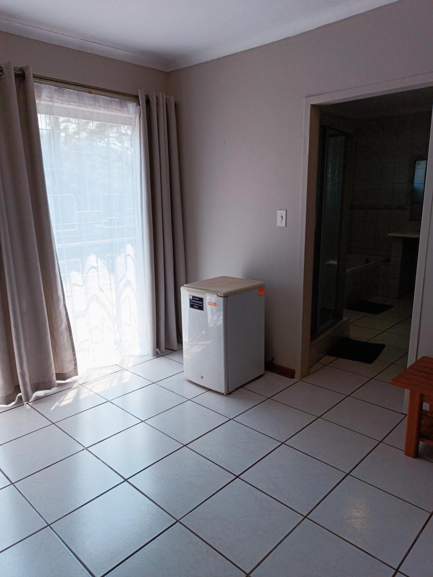 Pecan Farm Guesthouse لويس تريشارد المظهر الخارجي الصورة